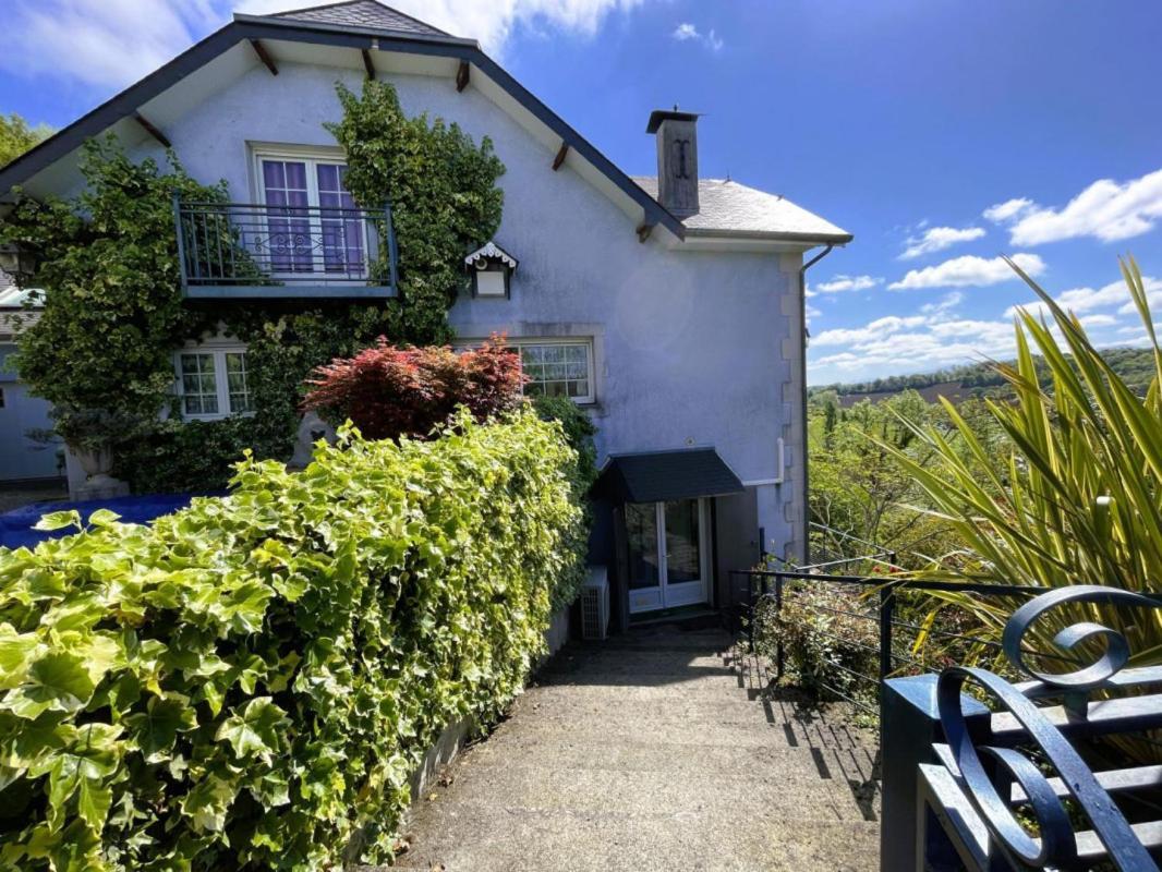 Les Gites De La Maison Bleue D'Estialescq Eksteriør bilde