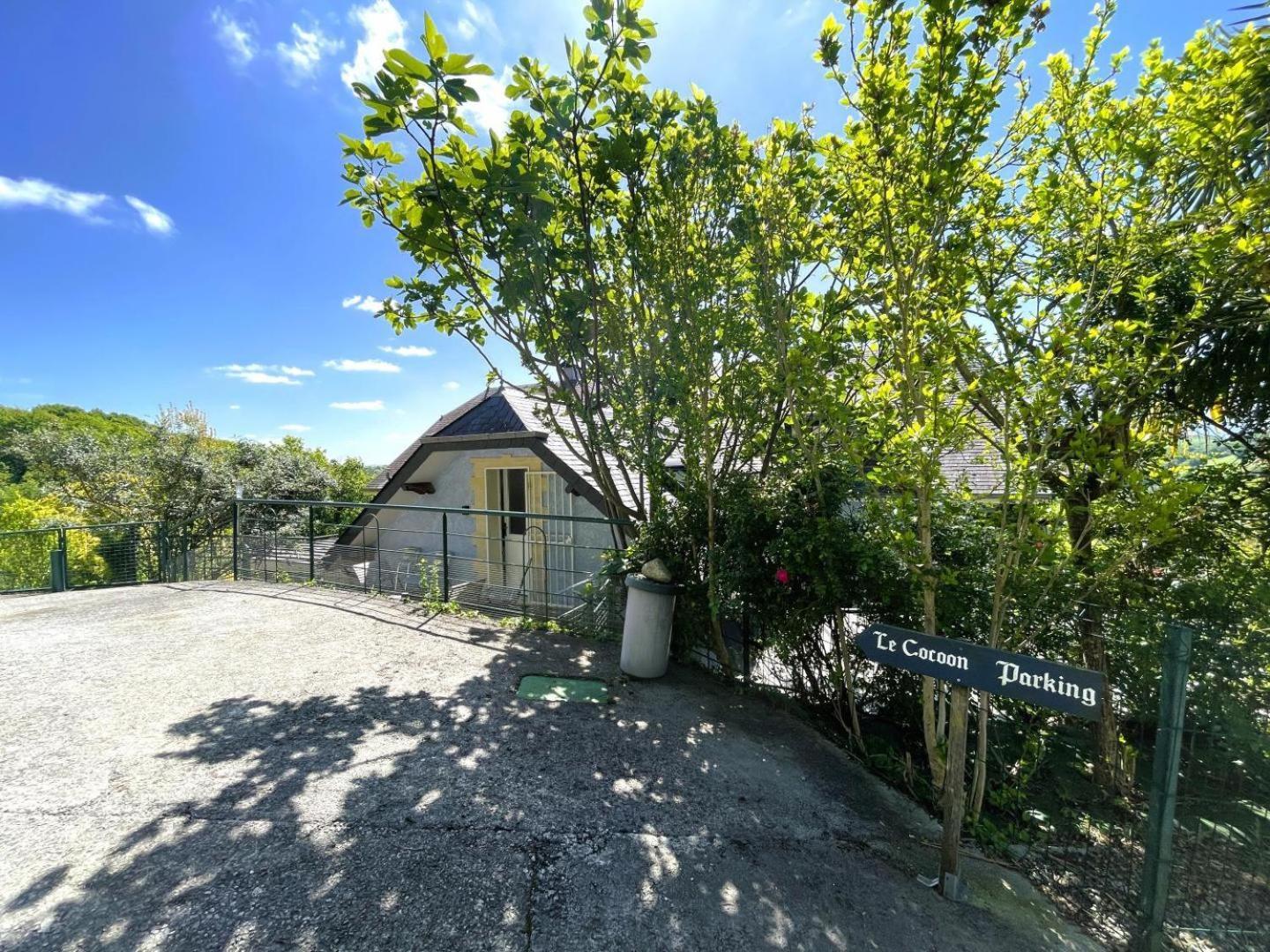 Les Gites De La Maison Bleue D'Estialescq Eksteriør bilde